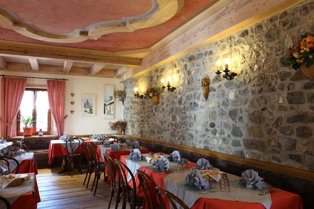 Albergo Centrale Forni di Sopra Luaran gambar