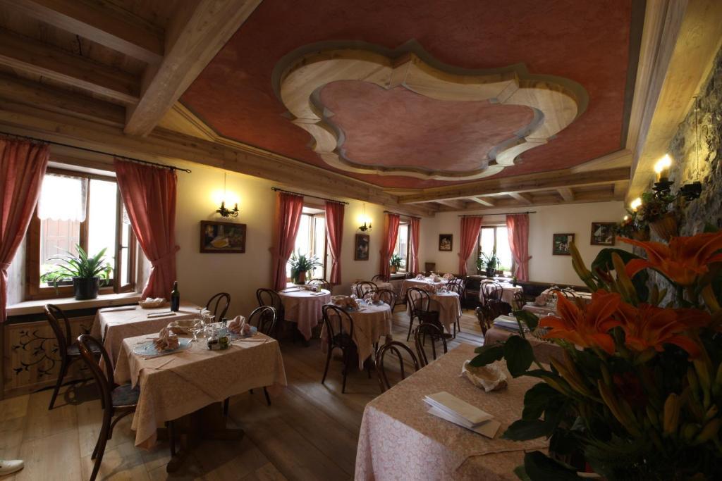 Albergo Centrale Forni di Sopra Luaran gambar